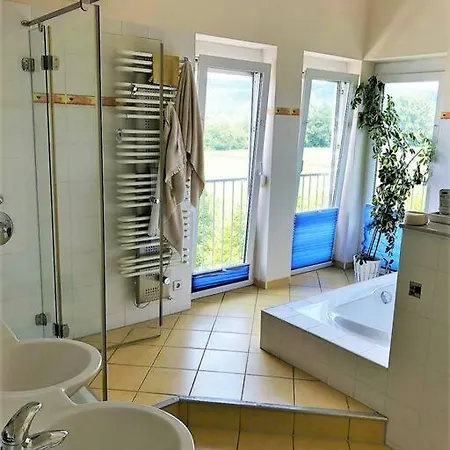 Tolle Grosse Mit Kamin Und Terrasse * 바인슈타트