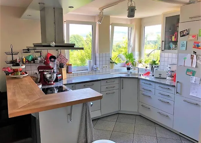 Tolle Grosse Mit Kamin Und Terrasse